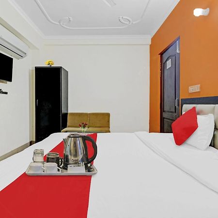 Hotel O J.D Palace Chinhat Extérieur photo